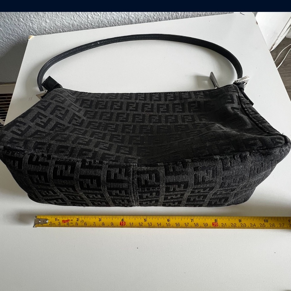 Fendi Black Women's Bag - Picture 9 of 9